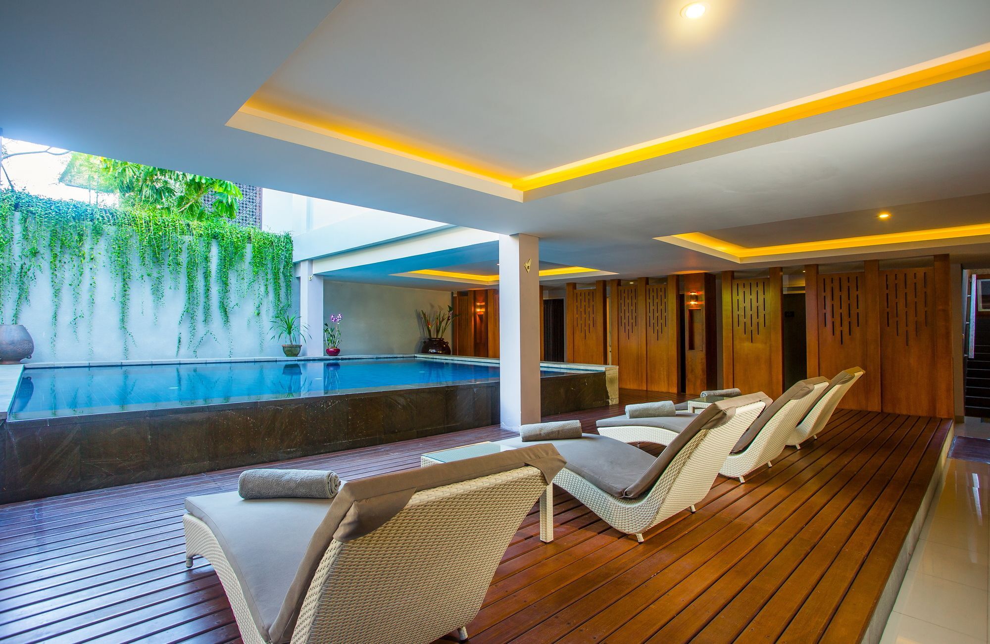 Mahalaksmi Boutique Hotel Sanur  Exterior photo