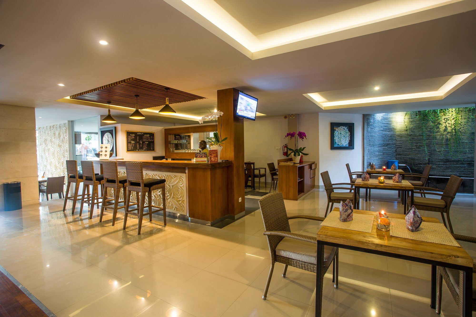 Mahalaksmi Boutique Hotel Sanur  Exterior photo